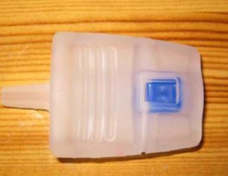 液體(ti) 矽膠粘PA膠水成品