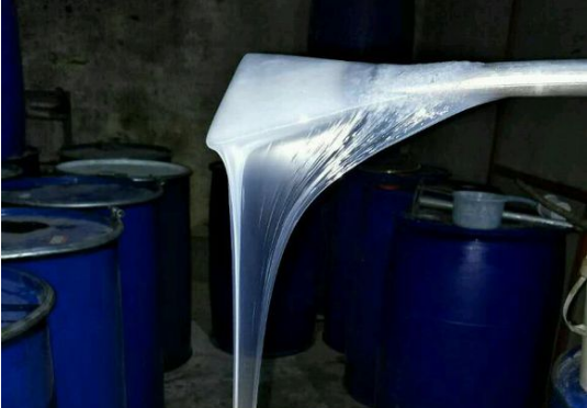 液體(ti) 粘矽膠膠水